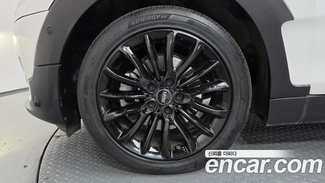 Mini Clubman 2024 — photo 5