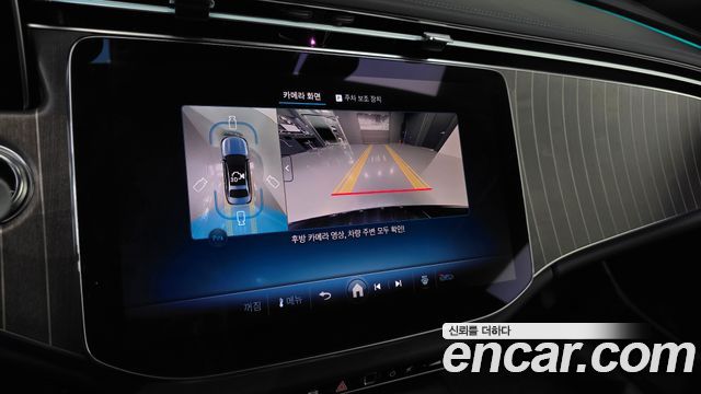 Mercedes-Benz E-Class 2025 — photo 23