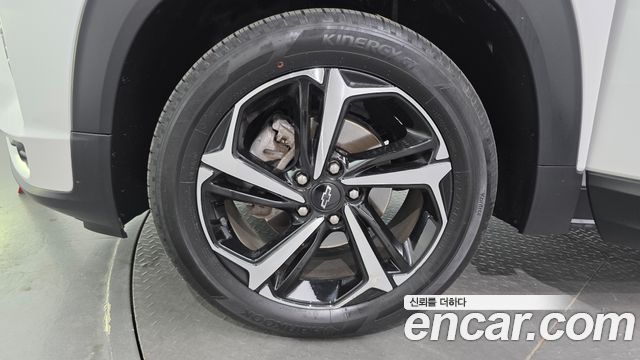 Chevrolet Korea Trailblazer 2022 — photo 5