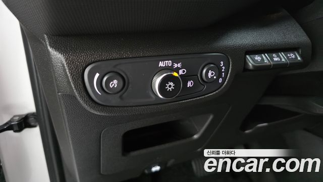 Chevrolet Korea Trailblazer 2022 — photo 20