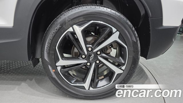 Chevrolet Korea Trailblazer 2022 — photo 7