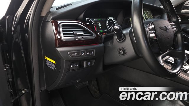 Genesis EQ900 2016 — photo 13