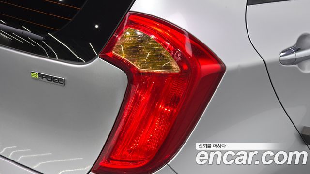 Kia morning 2012 — photo 9