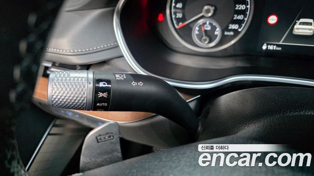 Genesis G80 2022 — photo 37