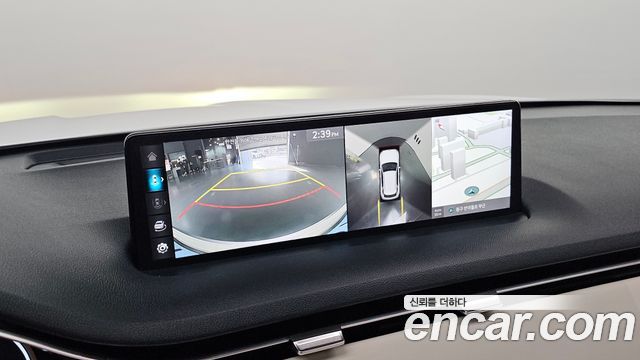 Genesis GV70 2022 — photo 22