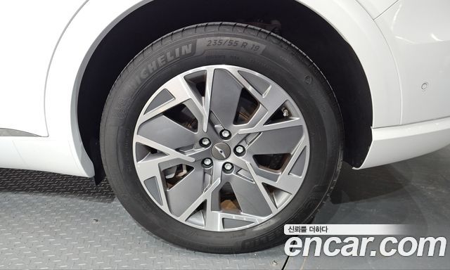 Genesis GV70 2022 — photo 7