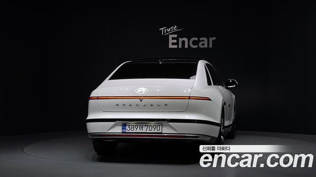 Hyundai Grandeur 2023 — photo 4