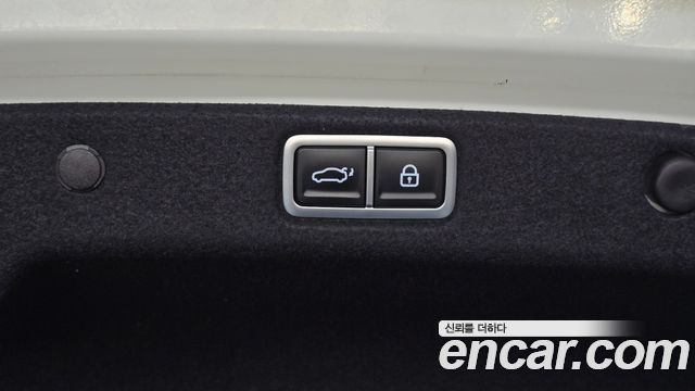 Hyundai Grandeur 2023 — photo 24
