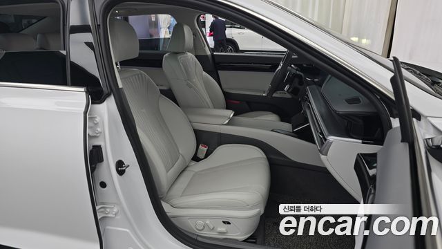 Hyundai Grandeur 2023 — photo 16