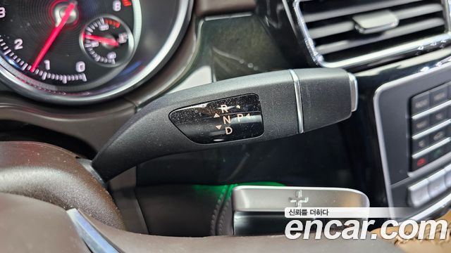 Mercedes-Benz GLS-Class 2019 — photo 12