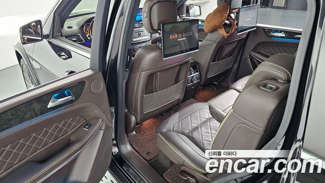 Mercedes-Benz GLS-Class 2019 — photo 17