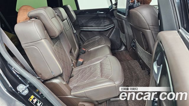 Mercedes-Benz GLS-Class 2019 — photo 18