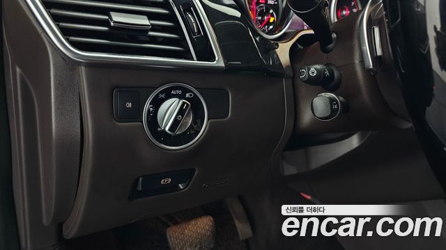 Mercedes-Benz GLS-Class 2019 — photo 27