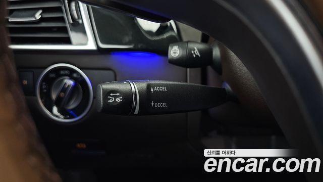 Mercedes-Benz GLS-Class 2019 — photo 28
