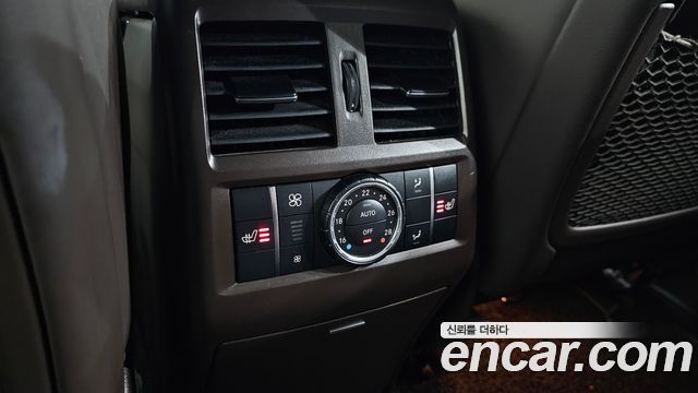 Mercedes-Benz GLS-Class 2019 — photo 31