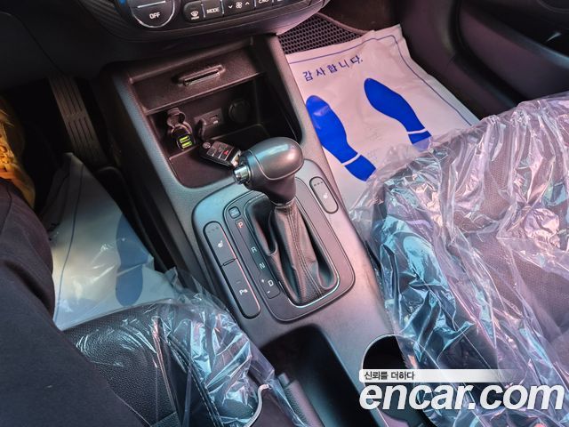 Kia K3 2015 — photo 9