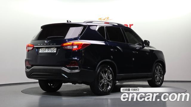KG Mobility Rexton 2018 — photo 2