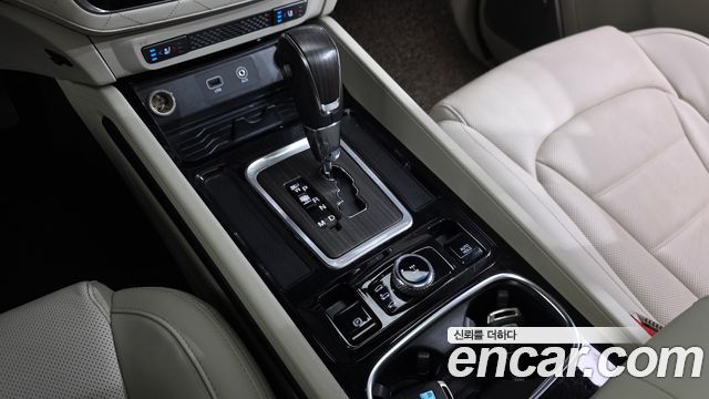 KG Mobility Rexton 2018 — photo 12