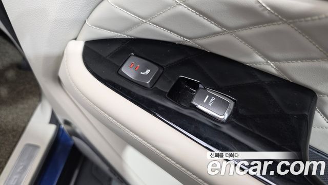 KG Mobility Rexton 2018 — photo 24