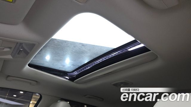 KG Mobility Rexton 2018 — photo 25