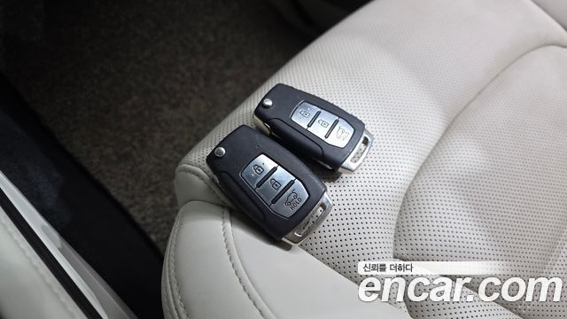 KG Mobility Rexton 2018 — photo 28
