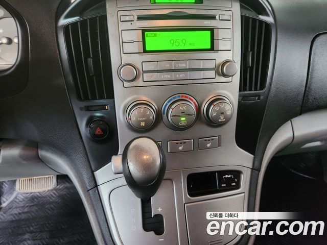 Hyundai Starex 2015 — photo 5