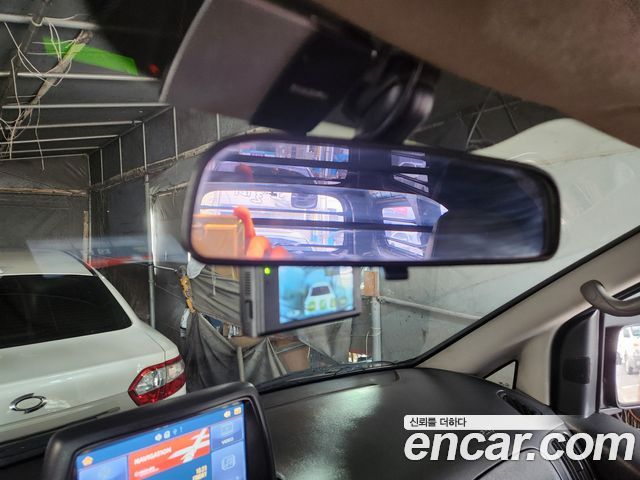Hyundai Starex 2015 — photo 7