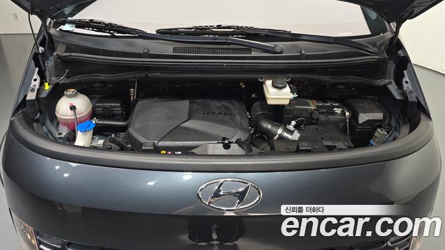 Hyundai Staria 2022 — photo 6