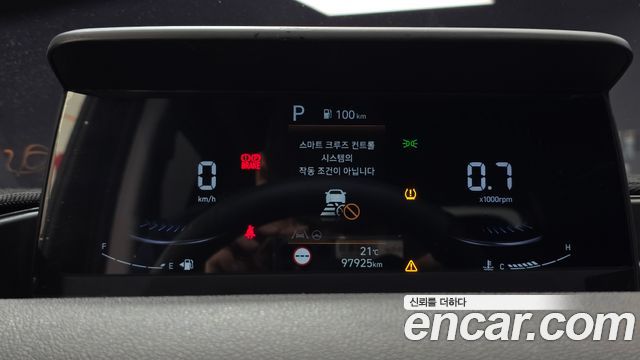 Hyundai Staria 2022 — photo 11
