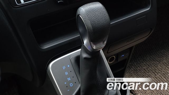 Hyundai Staria 2022 — photo 12