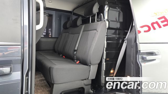 Hyundai Staria 2022 — photo 17