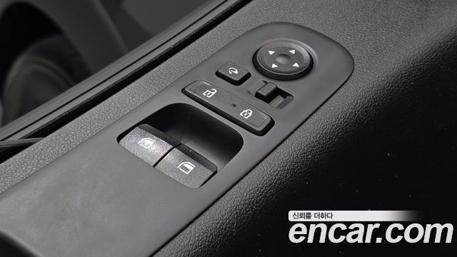 Hyundai Staria 2022 — photo 19