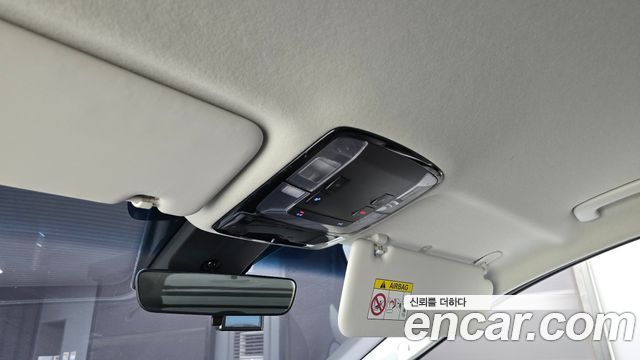 Hyundai Staria 2022 — photo 28