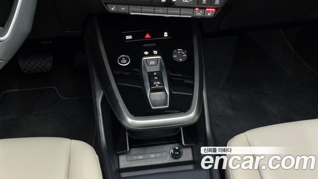 Audi Q4 e-tron 2026 — photo 12
