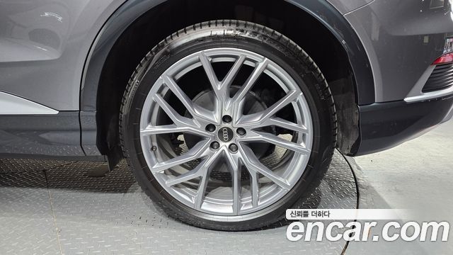 Audi Q4 e-tron 2026 — photo 7