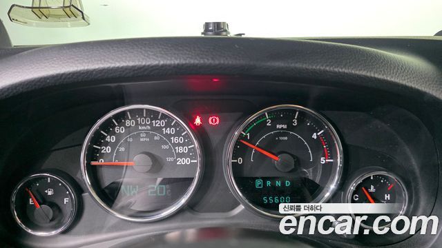 Jeep Wrangler 2013 — photo 8