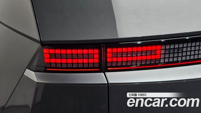 Hyundai Ioniq5 2022 — photo 9