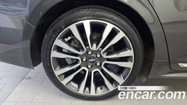 Lincoln Continental 2019 — photo 5