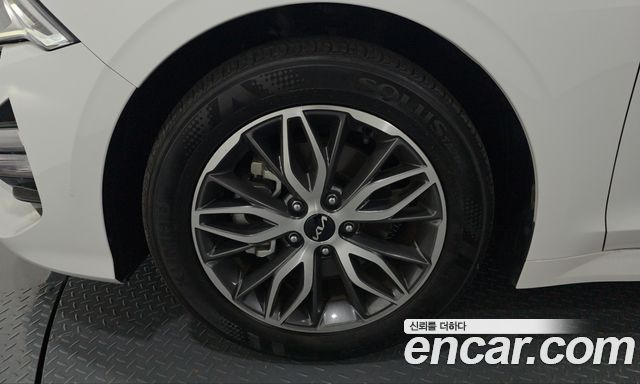 Kia K5 2023 — photo 5