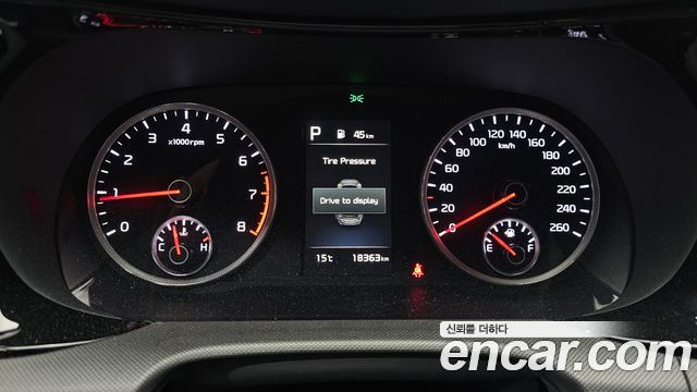 Kia K5 2023 — photo 11