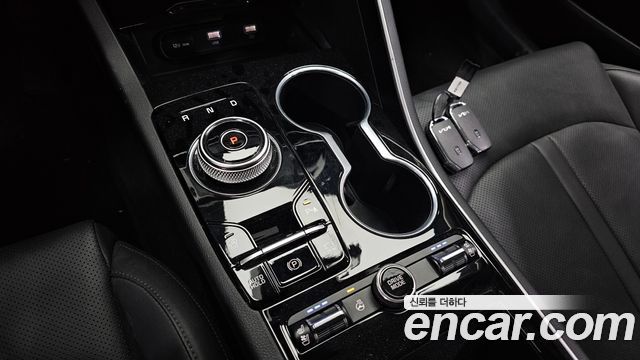 Kia K5 2023 — photo 12