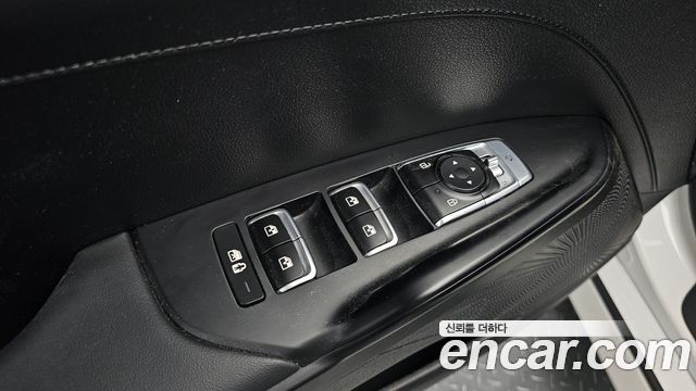 Kia K5 2023 — photo 22