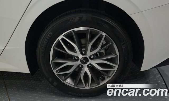 Kia K5 2023 — photo 7