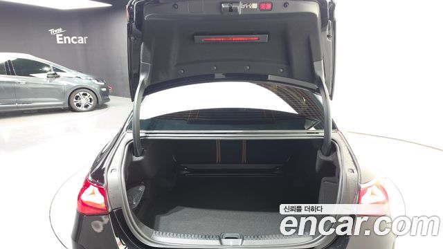 Mercedes-Benz E-Class 2026 — photo 26