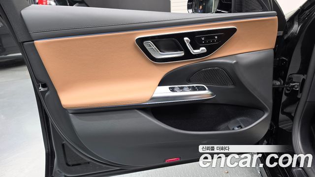 Mercedes-Benz E-Class 2026 — photo 14