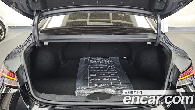 Hyundai AVANTE 2023 — photo 26