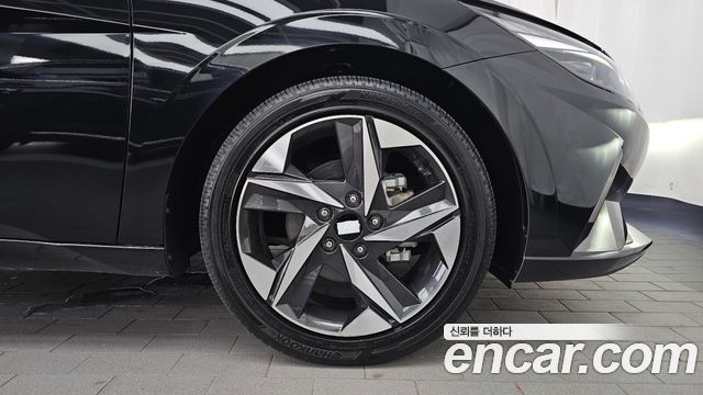 Hyundai AVANTE 2023 — photo 7