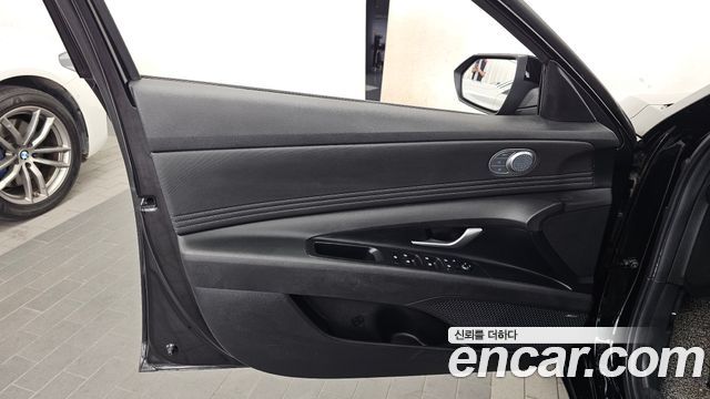 Hyundai AVANTE 2023 — photo 14