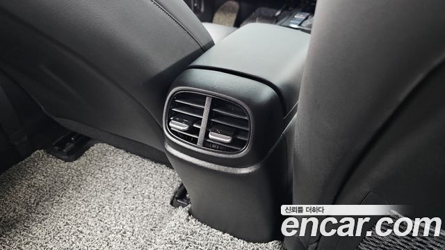 Hyundai AVANTE 2023 — photo 31