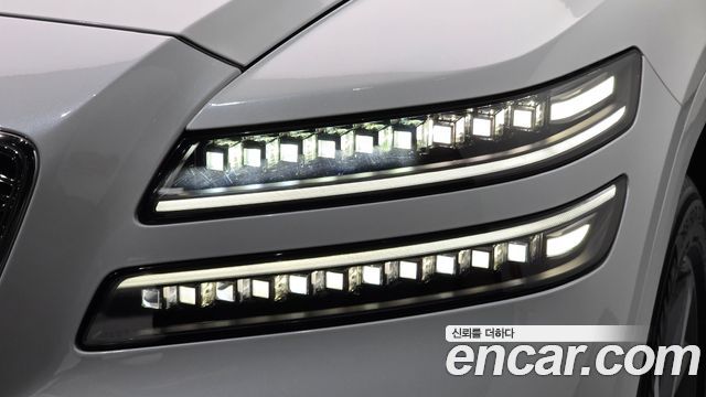 Genesis GV80 2024 — photo 8